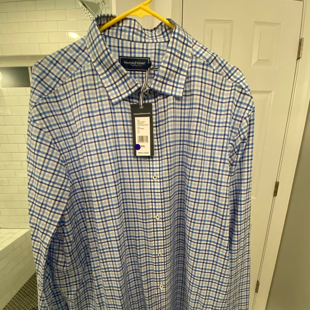 NWT vineyard vines performance shirt. XXL